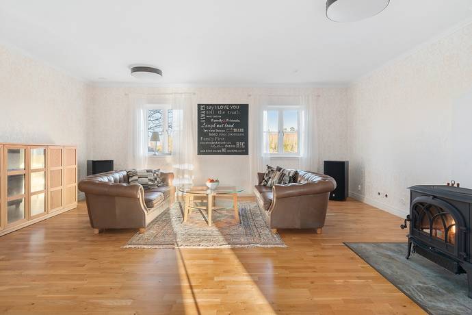 7 rum Villa på Almungevägen 104 Norrsunda-Skånela Upplands Väsby kommun - bild 33
