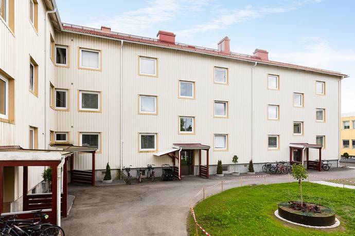 2 rum Lägenhet på Storgatan 8 Centrum Karlsborgs kommun - bild 2