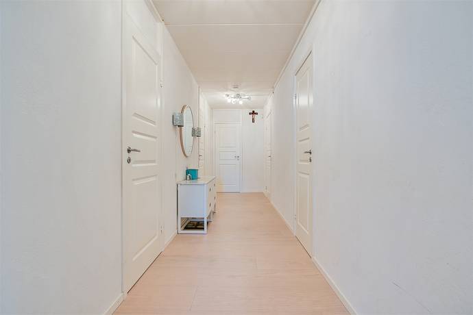 136 m² Villa på Forvägen 89 Botkyrka-Fittja Botkyrka kommun - bild 6