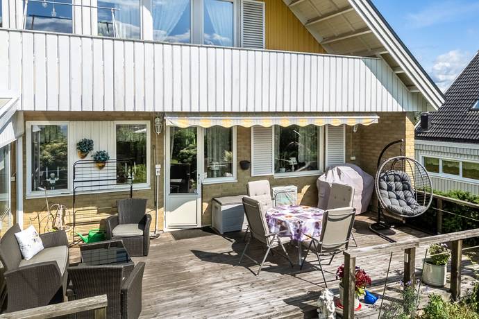 8 rum villa på Hebbes väg 4 Mälarbaden, Eskilstuna kommun - bild 3