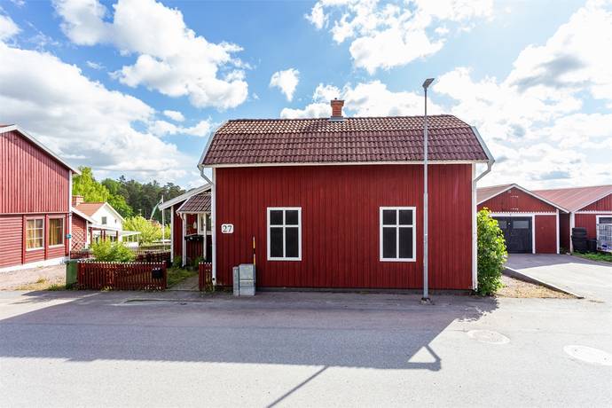 5 rum Villa på Åsgatan 27 Kungsörs kommun - bild 2