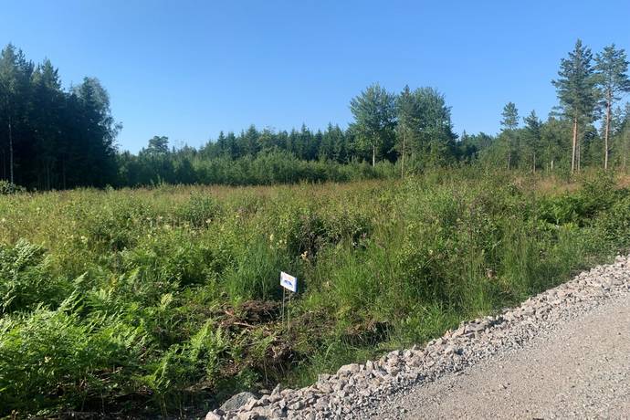tomt på Väddö kustväg 252 Väddö Edeby, Norrtälje kommun - bild 1