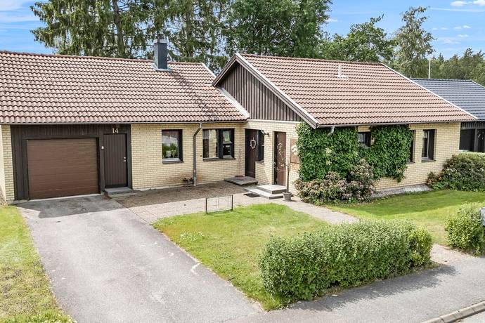 Skogslund, Köpings kommun