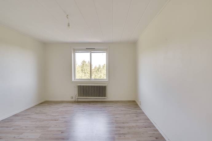 80 m² Villa på Holmagatan 76 Hällabrottet Kumla kommun - bild 21