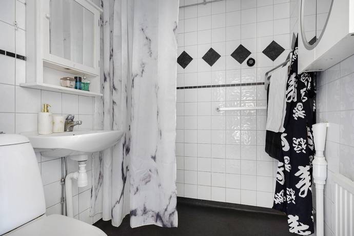 2 rum Lägenhet på Murbergsvägen 17 Centralt Härnösand Härnösands kommun - bild 11