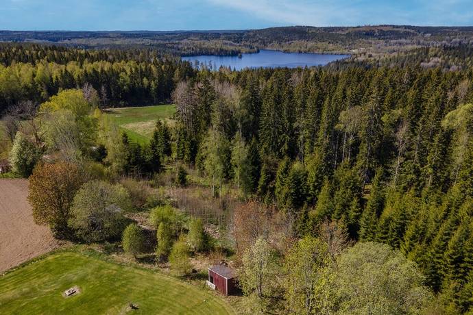8 rum Gård med skogsbruk på Södra Backen 2 Ärtemark Bengtsfors kommun - bild 10
