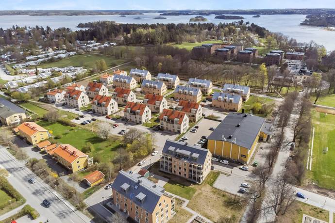 5 rum lägenhet på Kadettens gata 1 Näsbypark Sjösidan, Täby kommun - bild 1