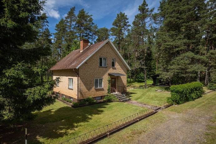 5 rum villa på Jönköpingsvägen 19 Ljungsarp, Tranemo kommun - bild 1