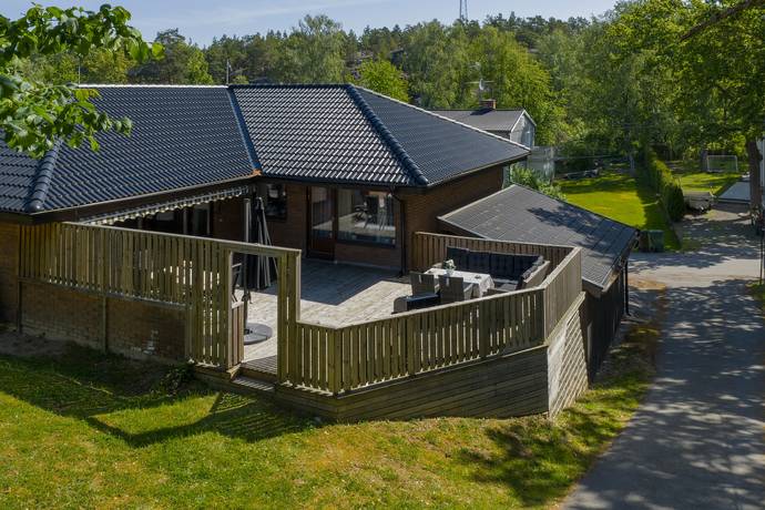 6 rum villa på Stenbrottsvägen 18A Kynäs, Huddinge kommun - bild 3