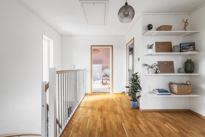 6 rum Parhus på Lupinvägen 27 Bålsta - Viby Äng Håbo kommun - bild 34