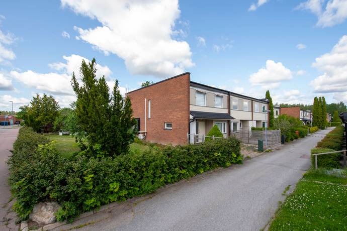 Skälby, Västerås kommun