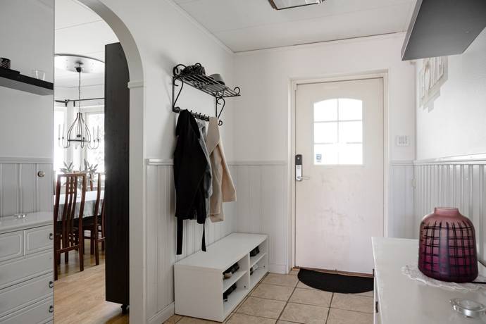 5 rum villa på Erikslundsvägen 1 Kivinge, Håbo kommun - bild 3