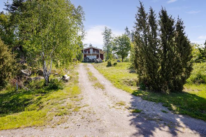 fritidshus på Ladängsstigen 6 Lybeck/Frösåker, Västerås kommun - bild 3
