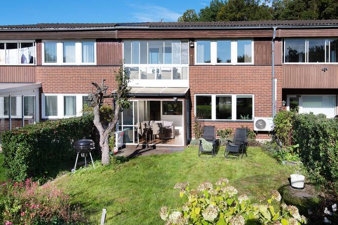 5 rum villa på Stålhamravägen 2 Södertälje, Södertälje kommun - bild 1