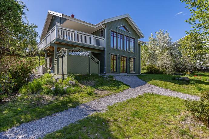 7 rum Villa på Järnvägsgatan 12 Gamleby Västerviks kommun - bild 8
