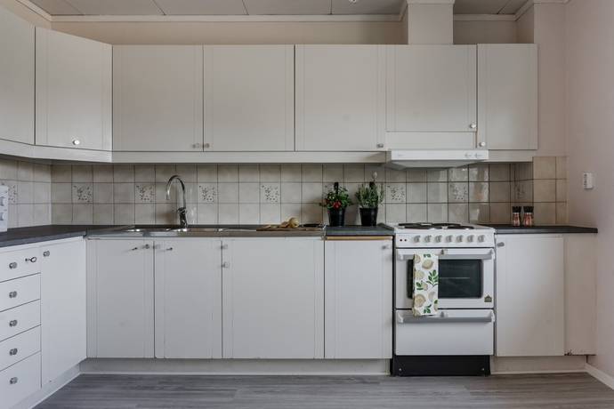 260 m² Övrig på Linnégatan 3 Västermalm Skara kommun - bild 4
