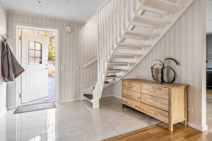6 rum Villa på Skogstorp Transjön 4 Tungelsta - Hemfosa Haninge kommun - bild 10