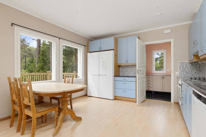 6 rum Villa på Flodvägen 4 Norrby-Haninge Haninge kommun - bild 13