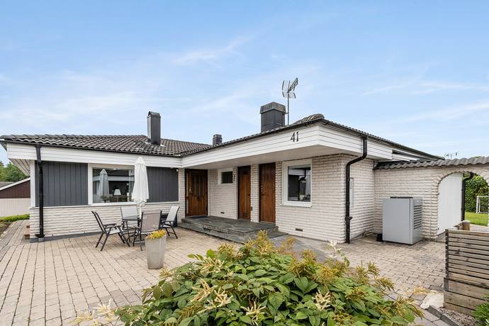 5 rum villa på Skillnadsgatan 41 Eriksro, Trollhättans kommun - bild 4