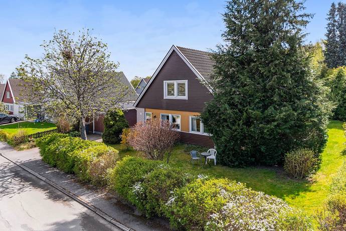 7 rum villa på Hagavägen 22 Bie, Katrineholms kommun - bild 2
