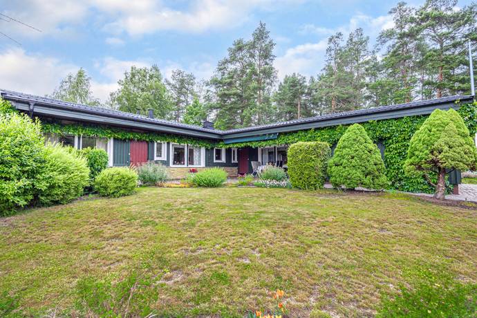 6 rum villa på Mossebovägen 2 Hagnestahill, Eskilstuna kommun - bild 1