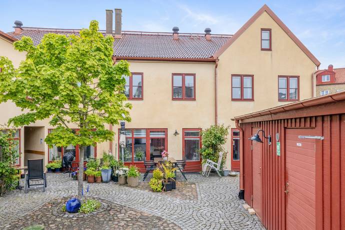 7 rum radhus på Lilla Östergatan 32B Centrum, Ystads kommun - bild 1