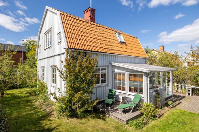 5 rum villa på Andra Västralundsgatan 17 Västralund, Västerviks kommun - bild 2