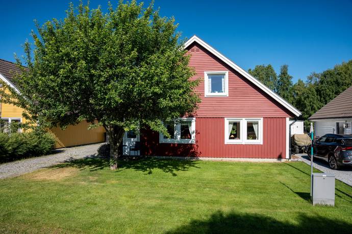 7 rum villa på Mästargatan 5 Nyland, Kramfors kommun - bild 2
