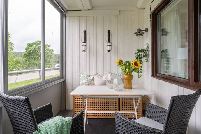 3 rum Lägenhet på Bäckebovägen 28A, halvtrappa upp Bosvedjan Sundsvalls kommun - bild 2