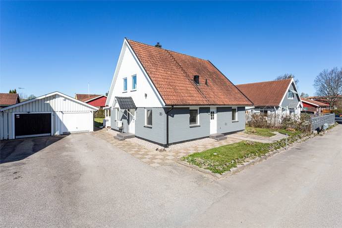 Ladugårdsvägen 30, Kungsör, Kungsörs kommun