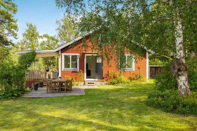 2 rum villa på Kvisslingbyvägen 63 Kvisslingby, Österåkers kommun - bild 1