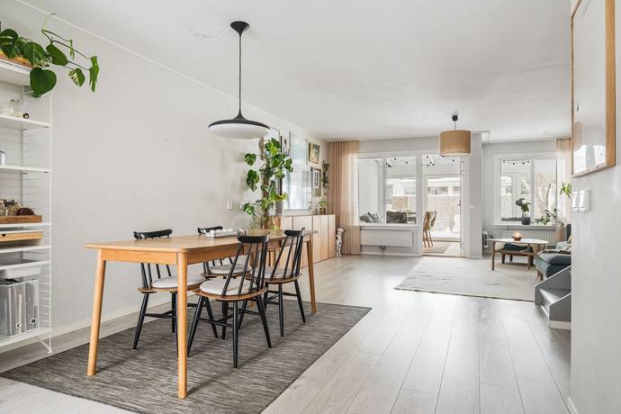 5 rum Radhus på Carl Bergstens gata 67 Klockaretorpet Norrköpings kommun - bild 14