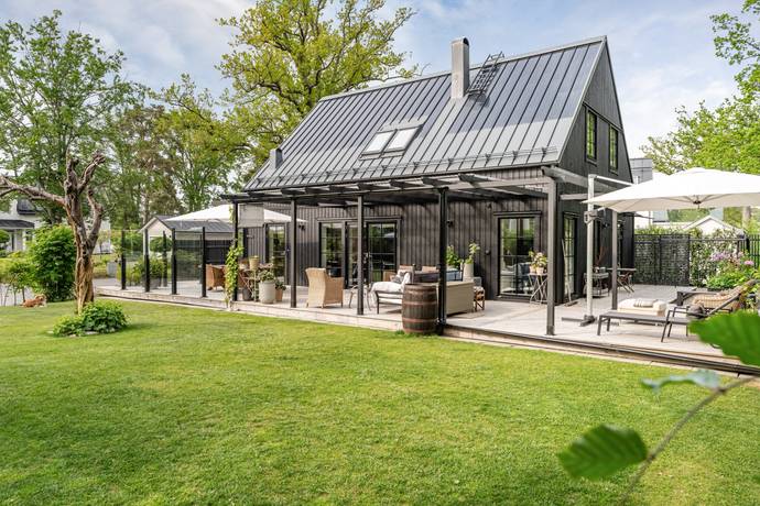 6 rum villa på Stensövägen 41B Älta, Nacka kommun - bild 1