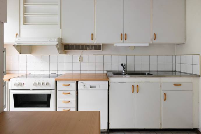 4 rum Lägenhet på Äspholmsvägen 23, vån 6 Skärholmens Centrum Stockholms kommun - bild 8