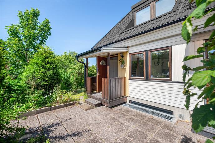 7 rum Parhus på Rödklövervägen 98A Hässelby Norra Villastad Stockholms kommun - bild 38