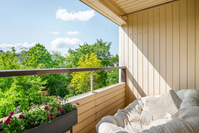 6 rum Radhus på Ängsullsvägen 43 Vällingby - Kälvesta Stockholms kommun - bild 23