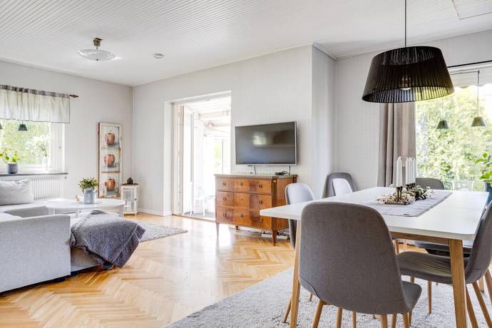 8 rum Villa på Södra Kyrkogårdsgatan 3 Örnäs Åmåls kommun - bild 22