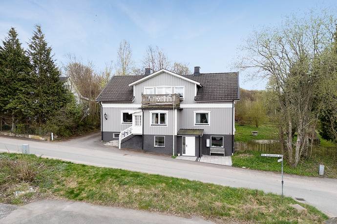 10 rum villa på Nils Anderssons gata 1 Tyringe, Hässleholms kommun - bild 3