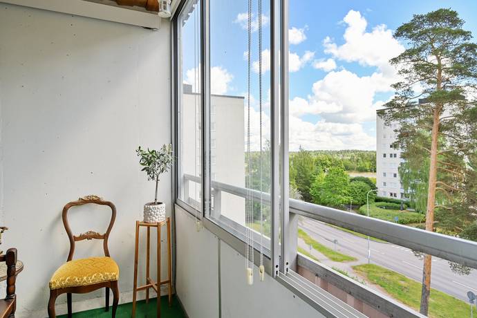 4 rum lägenhet på Hammarbyvägen 68 Centralt, Upplands Väsby kommun - bild 3