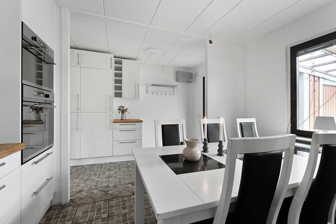 5 rum Radhus på Duettvägen 34 Östra Skogås Huddinge kommun - bild 9
