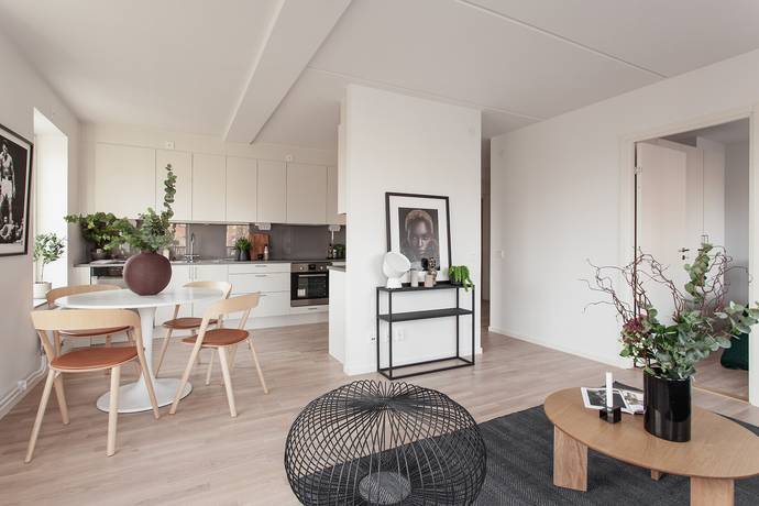 Bild på Råsundavägen 168, 2-1103