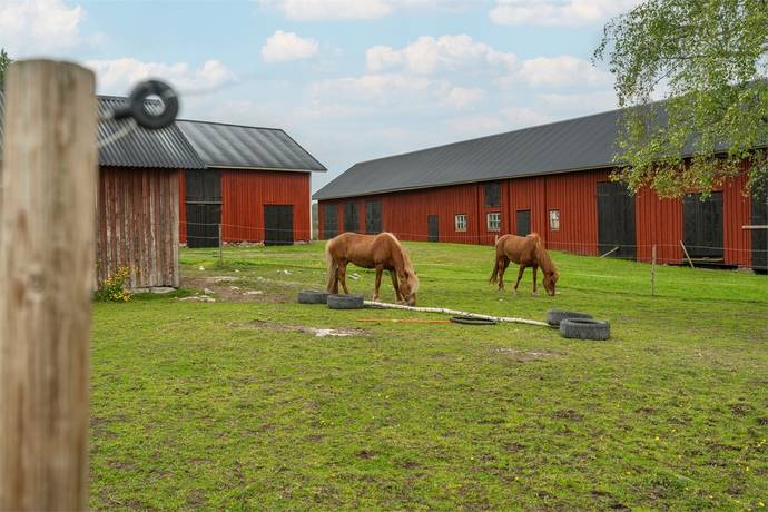 6 rum Gård/skog på Byn Lillberget  Säffle kommun - bild 3
