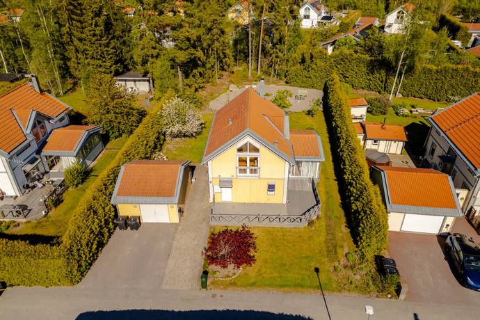 Bålsta Skörby, Håbo kommun