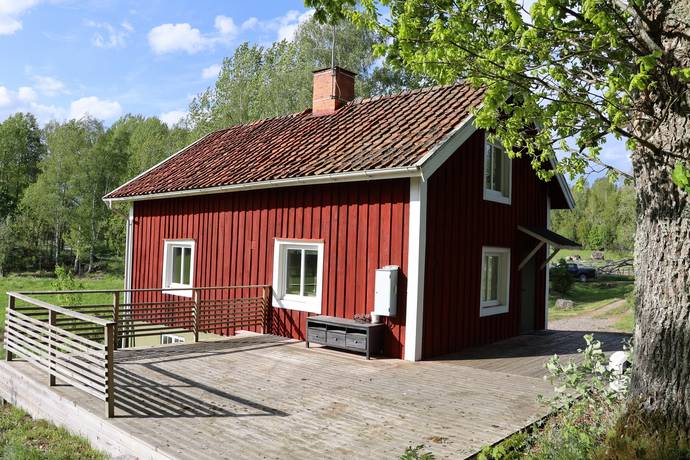 44 m² Vinterbonat fritidshus på Himlinge Snickarstugan Floda Katrineholms kommun - bild 1