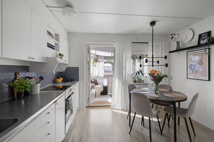 3 rum lägenhet på Kyndelgränd 5 Farmarstigen, Tyresö kommun - bild 1