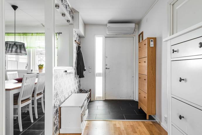 5 rum Radhus på Viringegatan 4 Mjölby kommun - bild 7