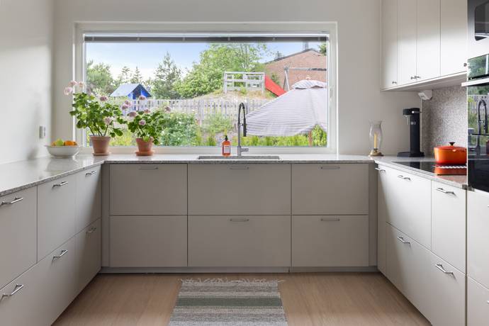 6 rum Radhus på Värmlandsvägen 296 Farsta Stockholms kommun - bild 4