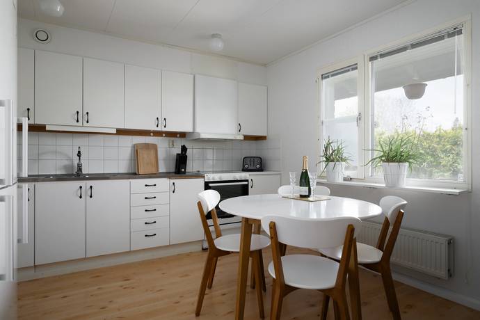 3 rum lägenhet på Mariebergsvägen 65 Stora Vika, Nynäshamns kommun - bild 2