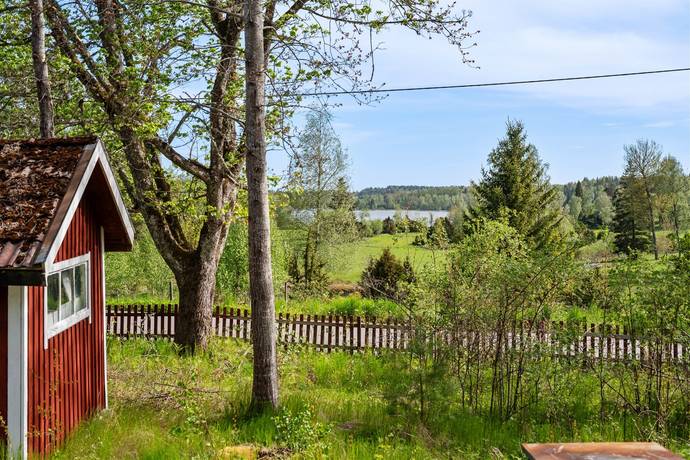 4 rum fritidshus på Lännavägen 132 Länna, Norrtälje kommun - bild 2