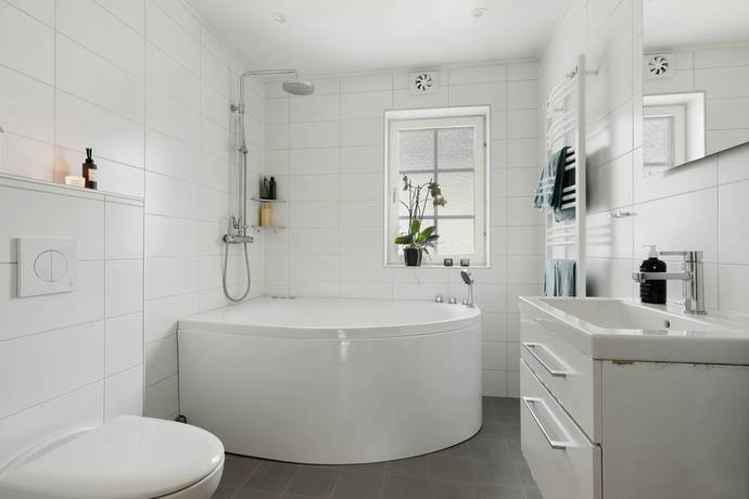 7 rum villa på Bredforsvägen 64 Hedesunda, Gävle kommun - bild 5